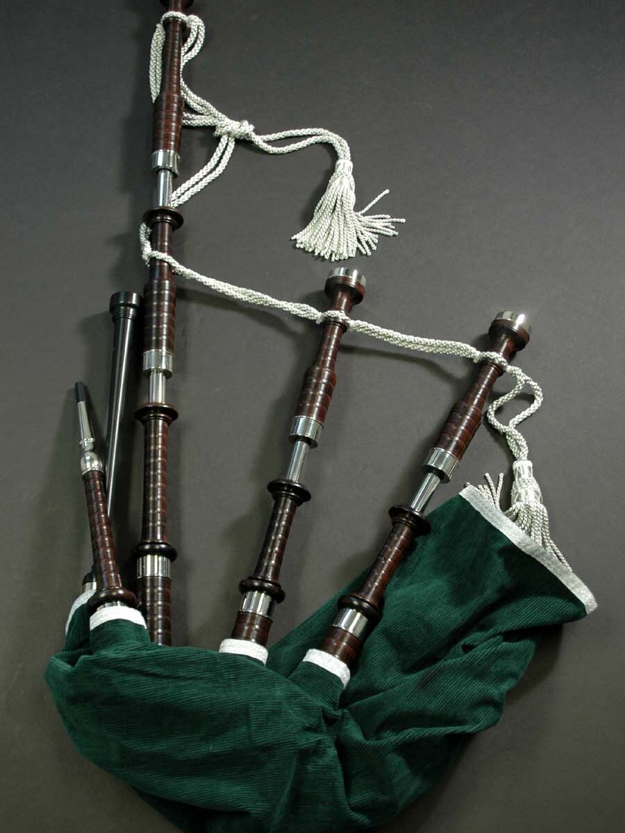 DIE BAGPIPES Ambassador Pipes and Drums