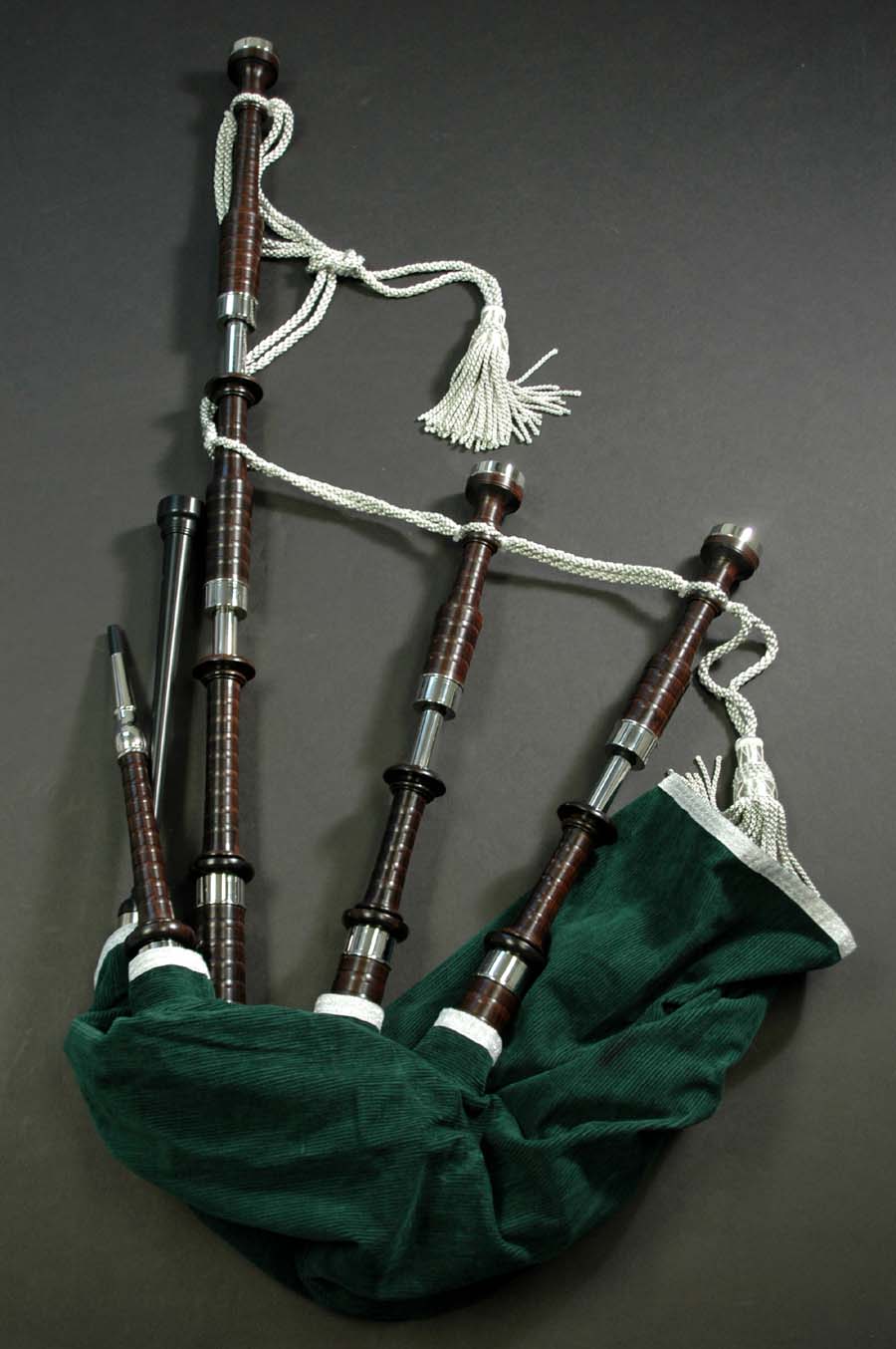 DIE BAGPIPES Ambassador Pipes and Drums